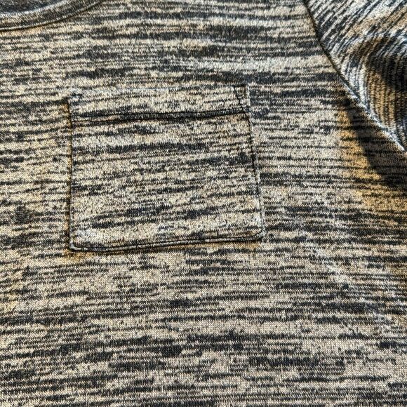 GAP shirt-‎ size L - Picture 2 of 4